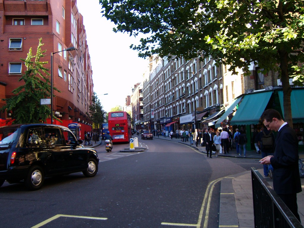 livrarias-em-londres-Mih-Pocket